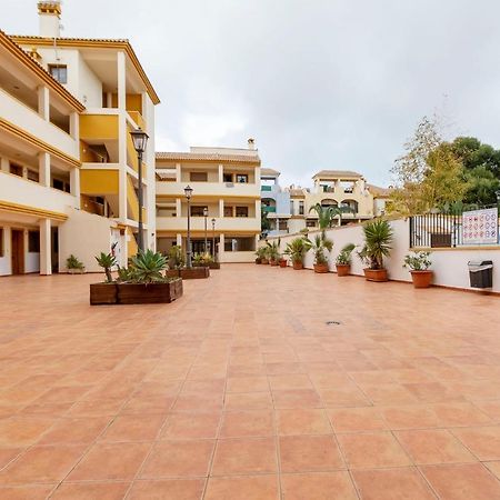 شقة Atico Con Terraza-Solarium Y Piscina 4-6 Personas Wifi A/C Roda المظهر الخارجي الصورة