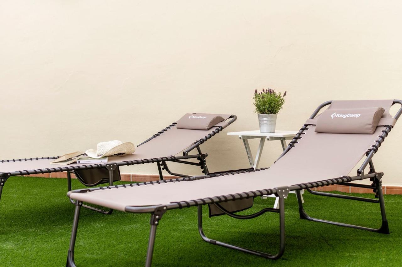 شقة Atico Con Terraza-Solarium Y Piscina 4-6 Personas Wifi A/C Roda المظهر الخارجي الصورة